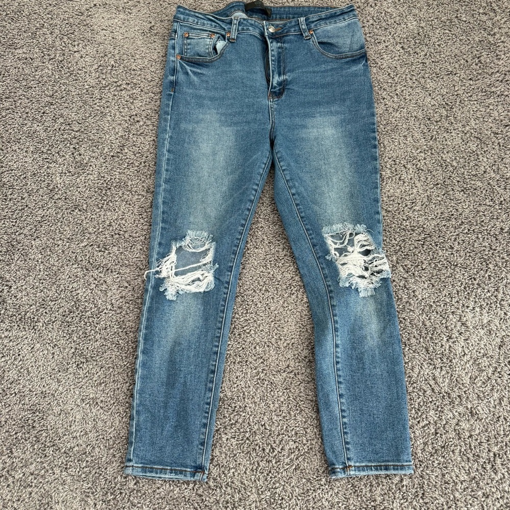 Women’s Distressed Blue Women's Jeans- size 17